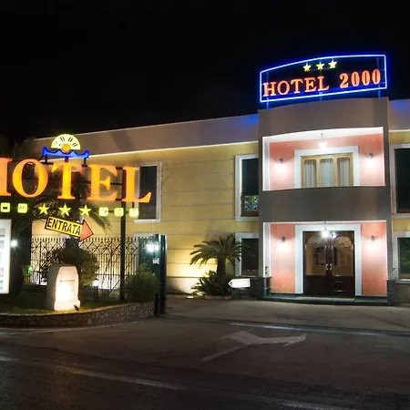 2000 Hotel 3*