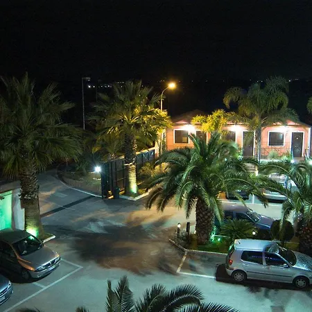 2000 3*